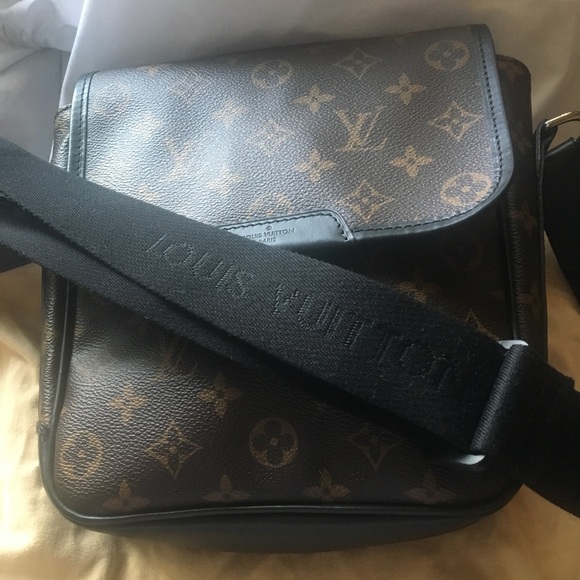 Louis Vuitton Handbags - LOUIS VUITTON Monogram Macassar Bass Cross Body